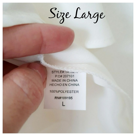 💥"Leonor" Crochet Off Shoulder Blouse - Picture 11 of 11